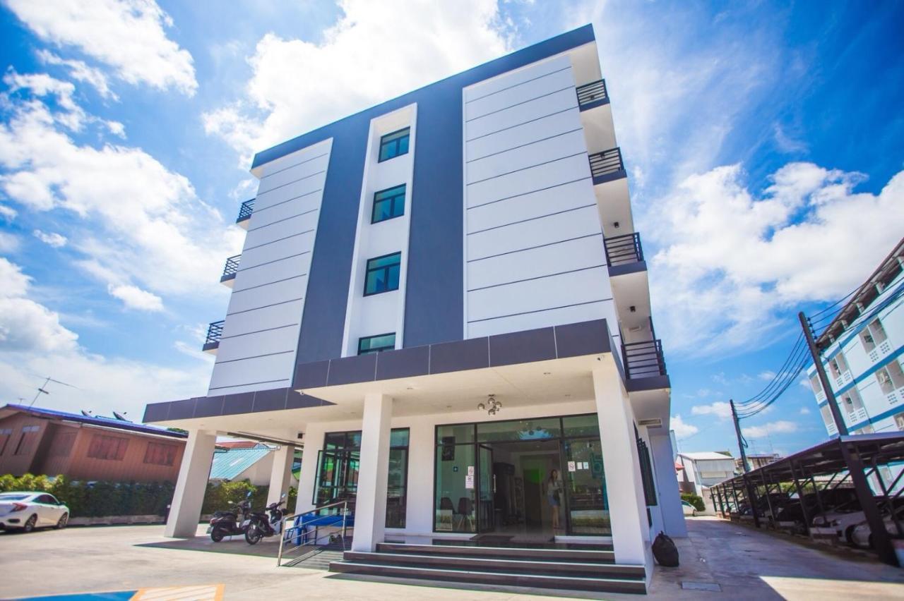 The Bed Hotel Phitsanulok Extérieur photo