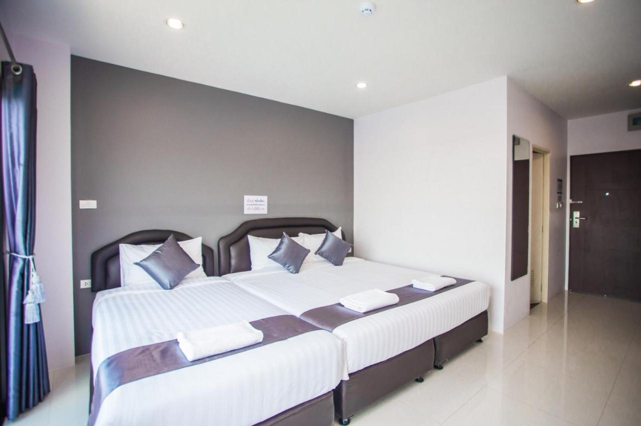 The Bed Hotel Phitsanulok Extérieur photo