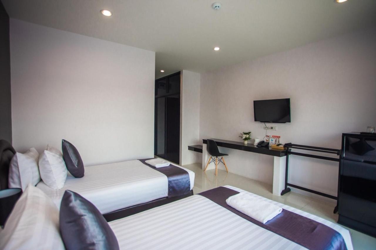 The Bed Hotel Phitsanulok Extérieur photo
