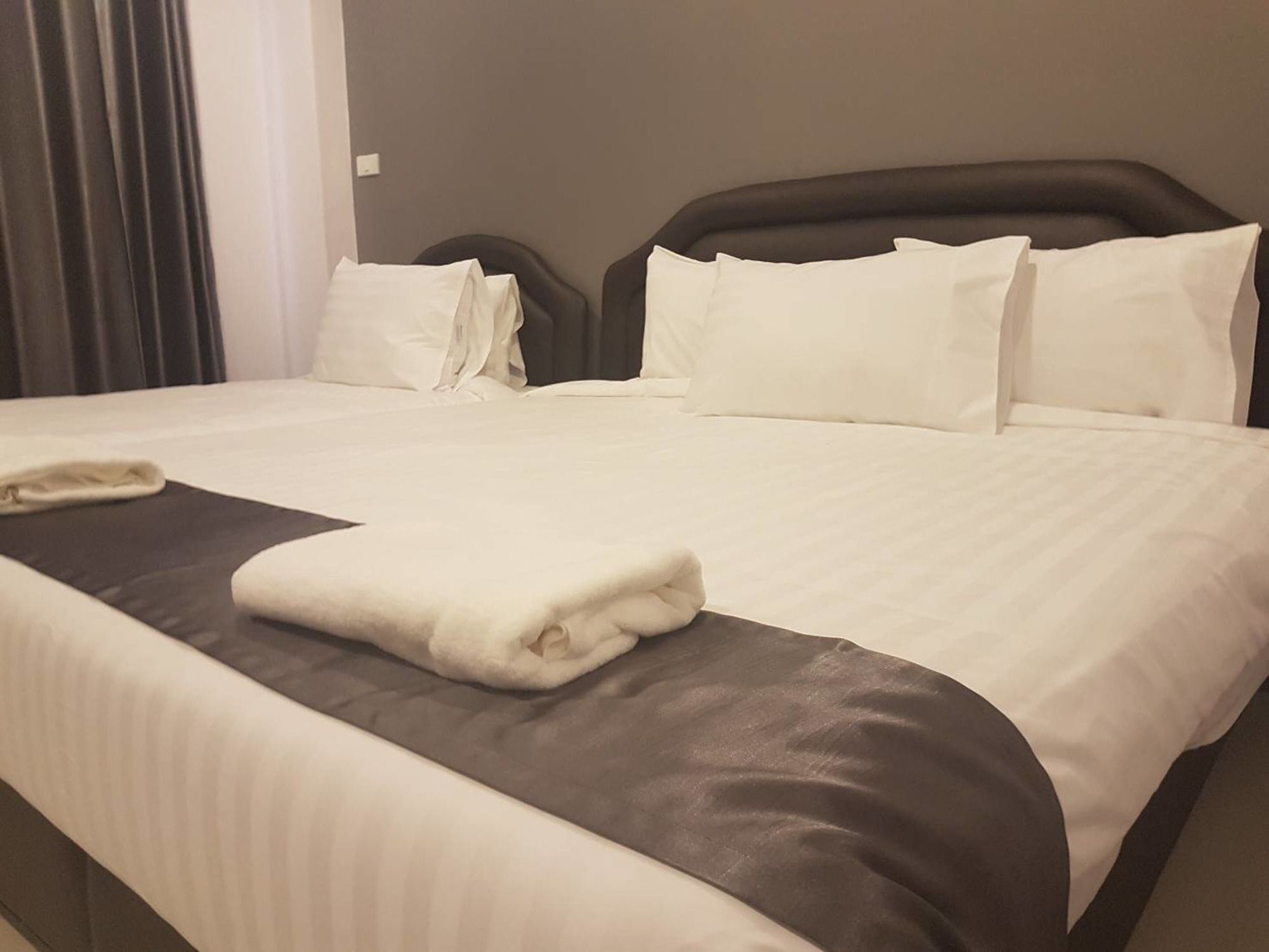 The Bed Hotel Phitsanulok Extérieur photo