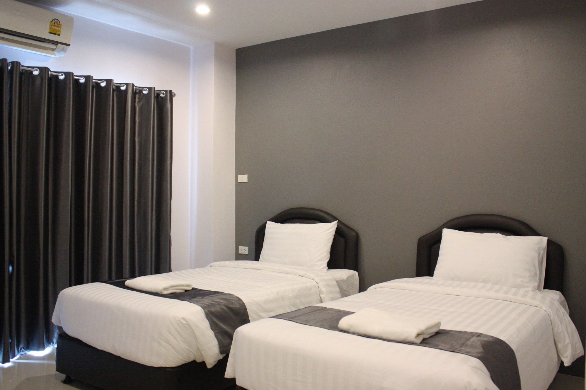 The Bed Hotel Phitsanulok Extérieur photo